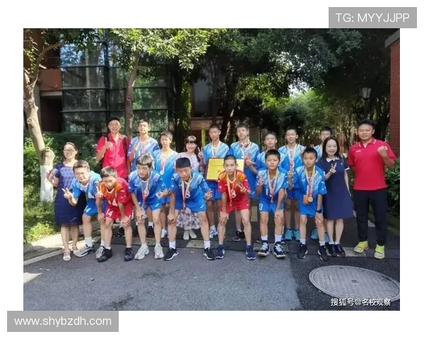 成都排球队在洲际杯上的拼搏历程与荣耀时刻全景回顾 成都排球队在洲际杯上的拼搏历程与荣耀时刻全景回顾