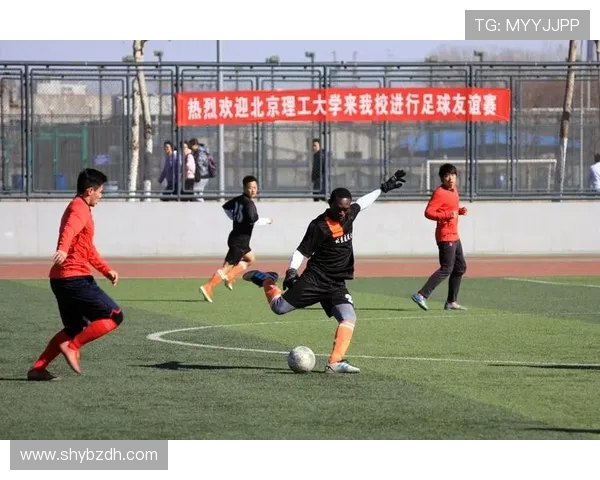 深入探讨北京足球队在比赛中的速度表现与数据分析结果 深入探讨北京足球队在比赛中的速度表现与数据分析结果